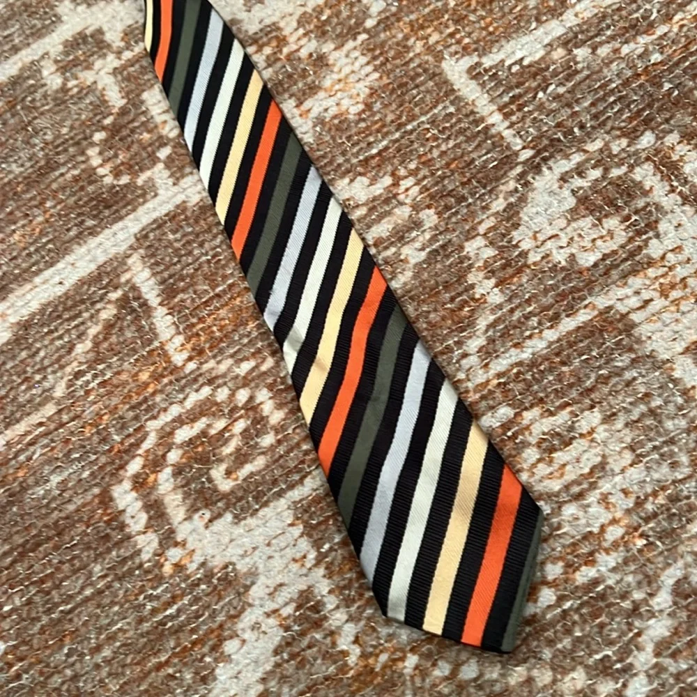 clip on tie! striped!